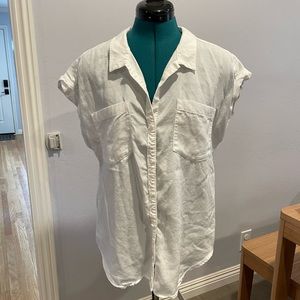 Cloth and Stone shirt sleeve button down Size M